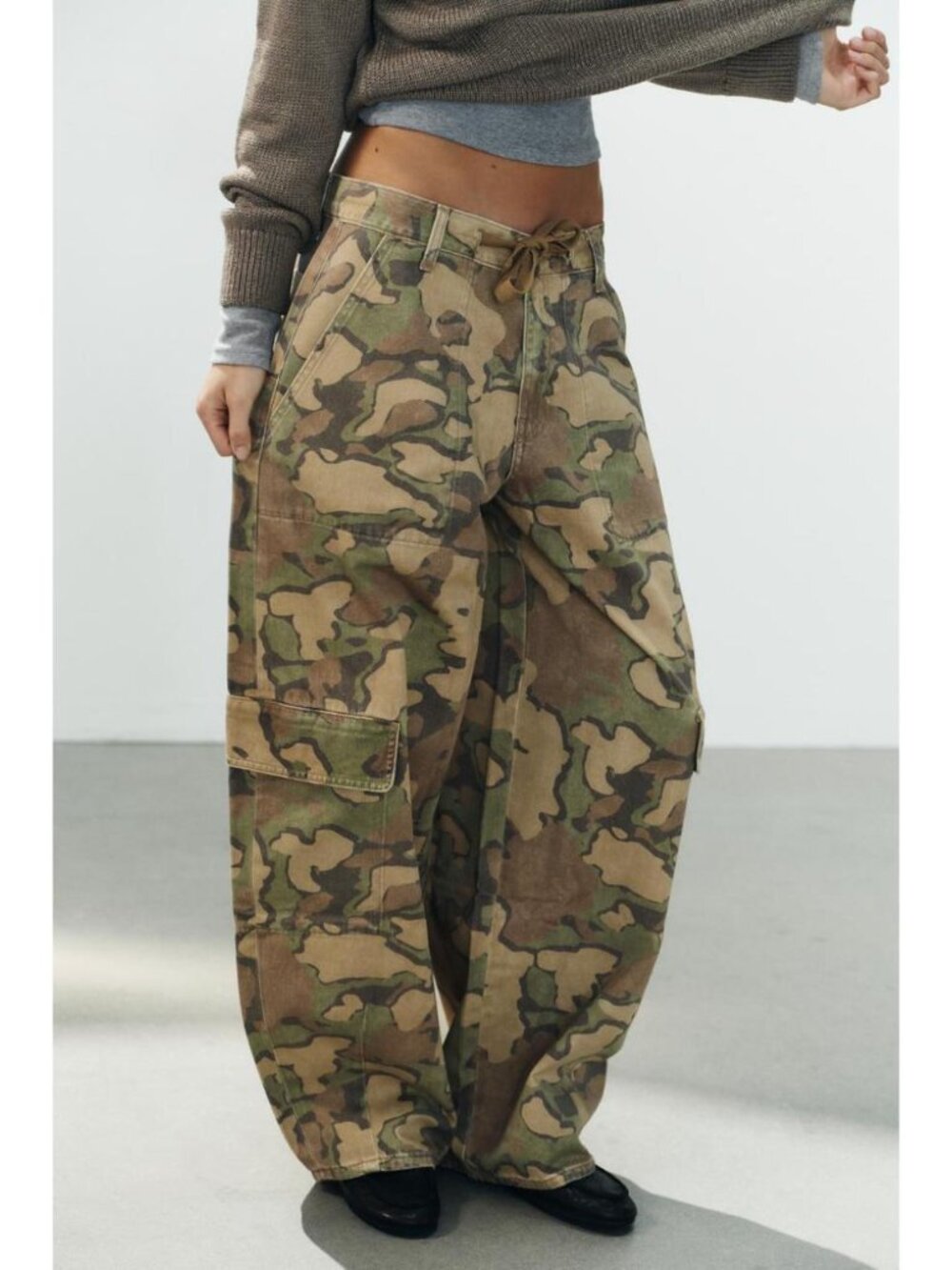 ZARA PRINTED OVERSIZE CARGO PANTS 0695/250/505